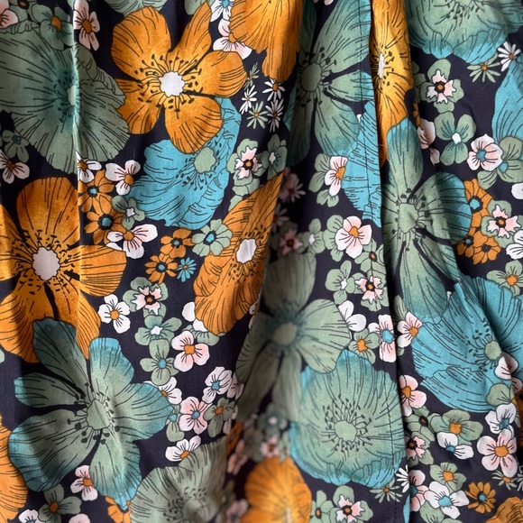 VOLCOM FLORAL BLUE/ORANGE MIDI SKIRT WITH SLIT NWOT SIZE SMALL - Picture 11 of 12